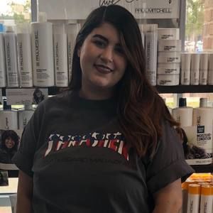 Meet your Posher, Stephanie